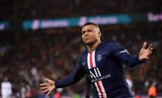 开云足球直播-包含巴黎圣日耳曼门将表现抢眼，赞扬不断的词条