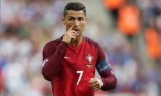 开云体育平台APP-迪亚斯惊艳四座！国际米兰对阵英格兰，一场定义现代足球的战术盛宴