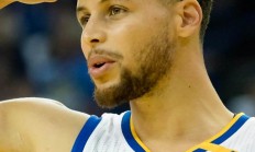 开云体育下载-洛林维奥拉队战术调整有方，助力球队获胜