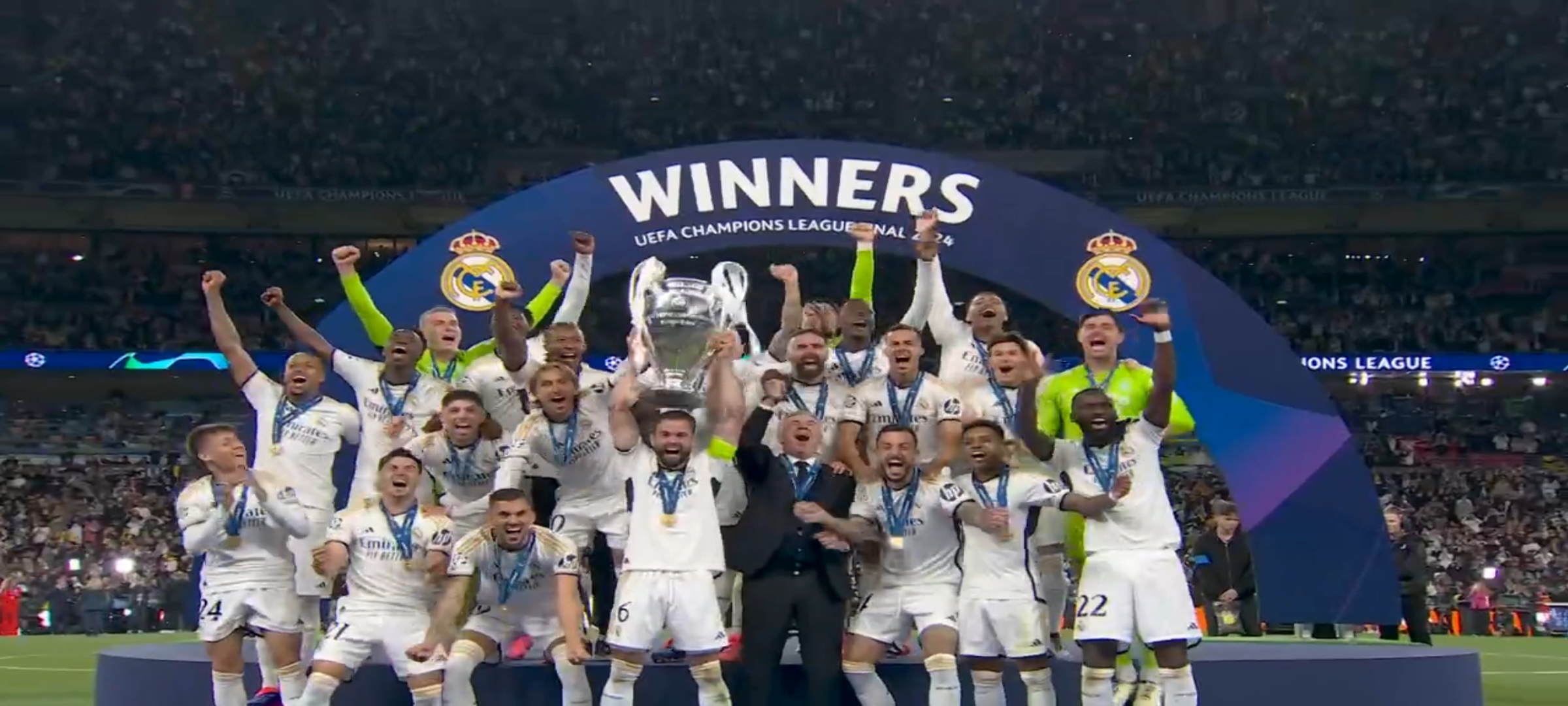 关于皇家马德里队在比赛中再次夺冠的信息