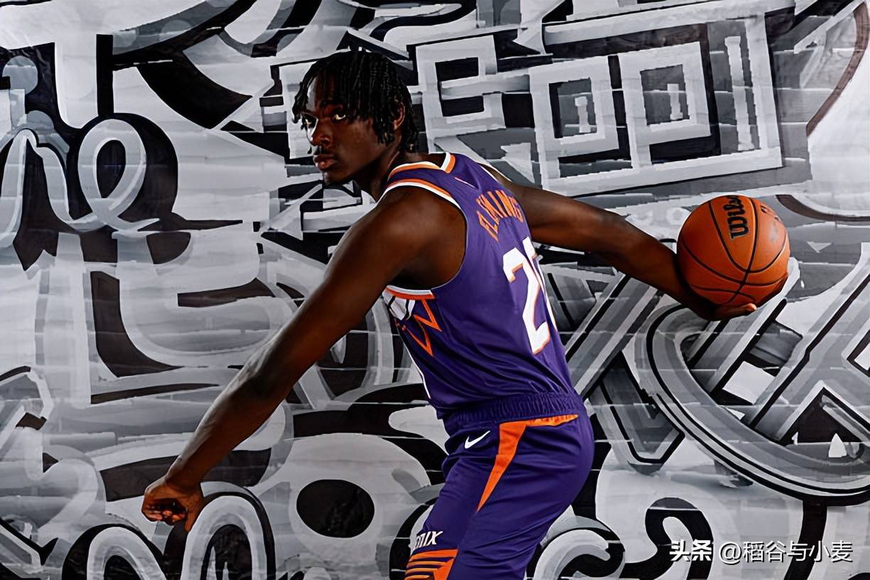 爵士内线稳固，状元秀表现惊艳的简单介绍