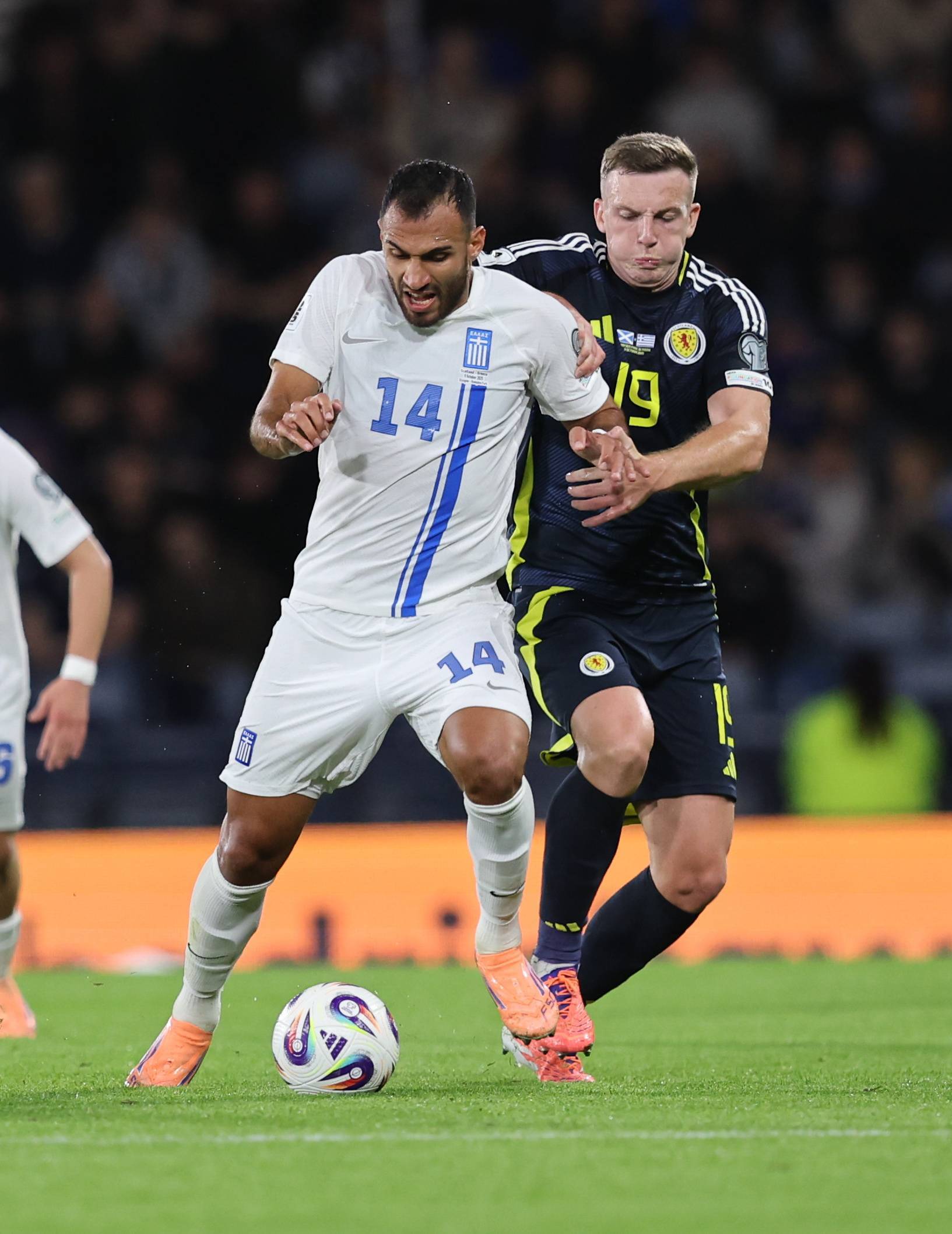 希腊国家队斩获胜利，挺进欧预赛半决赛!的简单介绍