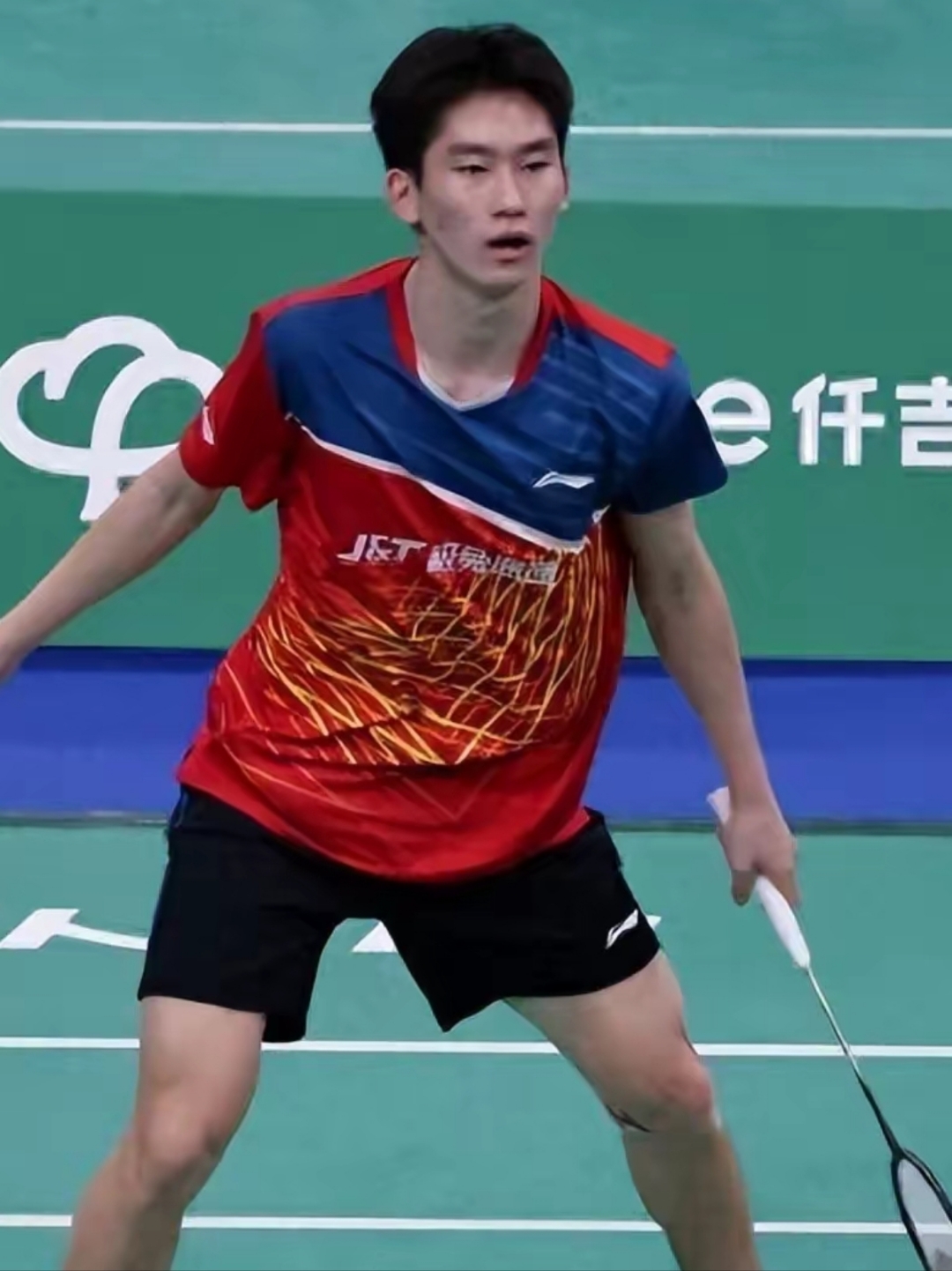 泰国羽毛球队险胜马来西亚羽毛球队，林丹高光表现的简单介绍