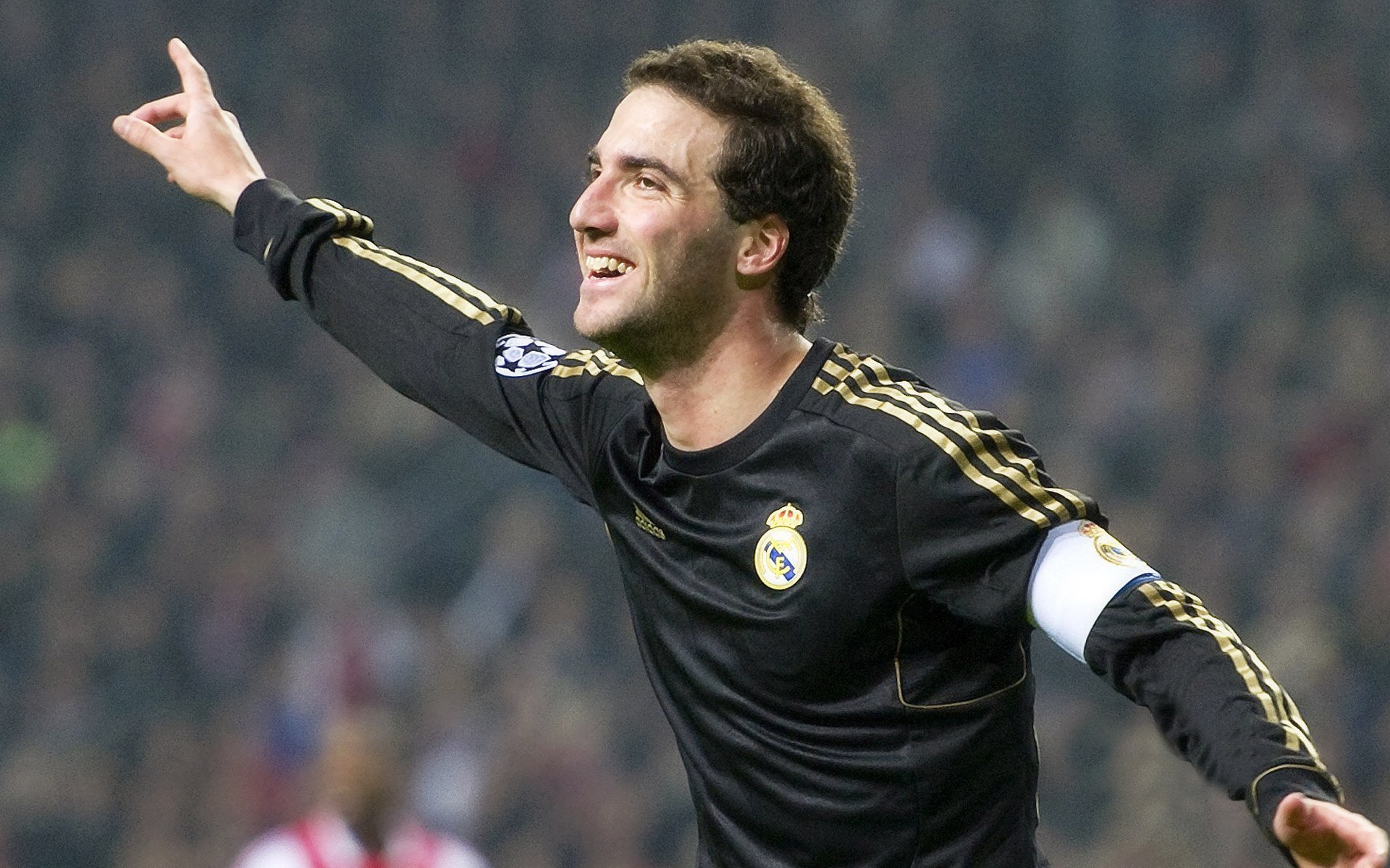 从沙漠到安第斯山，卡塔尔足球的欧冠式逆转，如何重塑智利黄金一代的黄昏