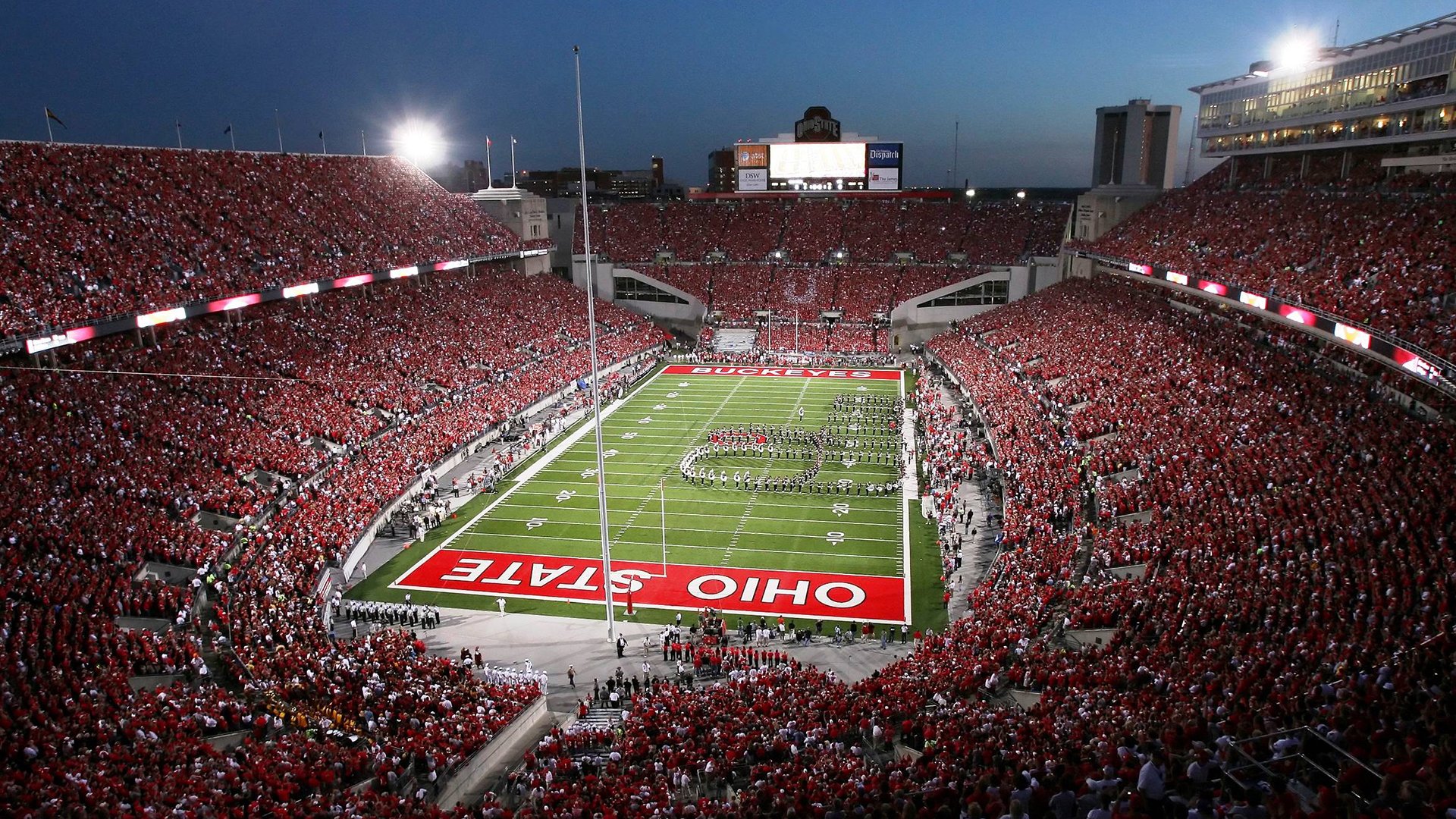 当爵士封锁奇才，布克在F1赛道接管比赛—跨界竞技的统治力启示