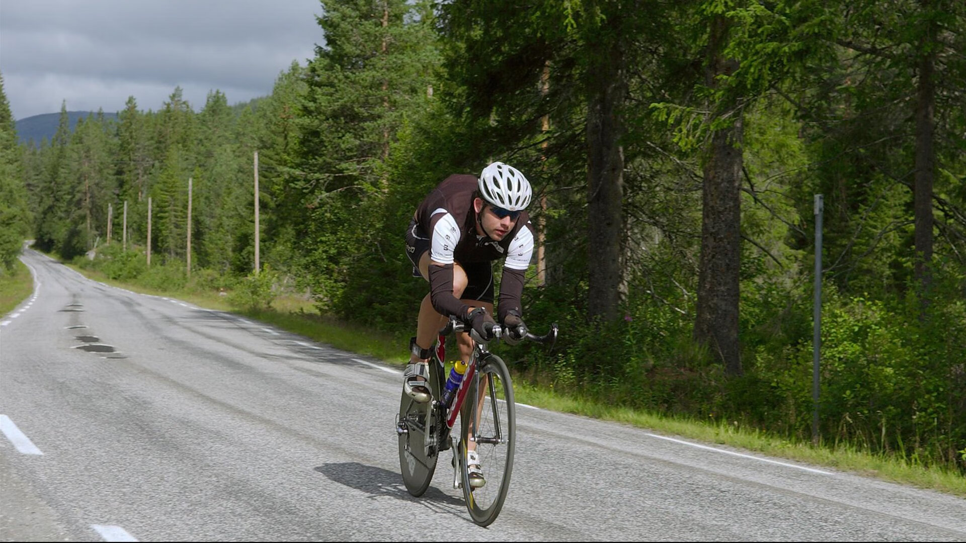 北欧风暴席卷地中海，当挪威火力压制那不勒斯，黄喜灿在F1赛道接管争冠战